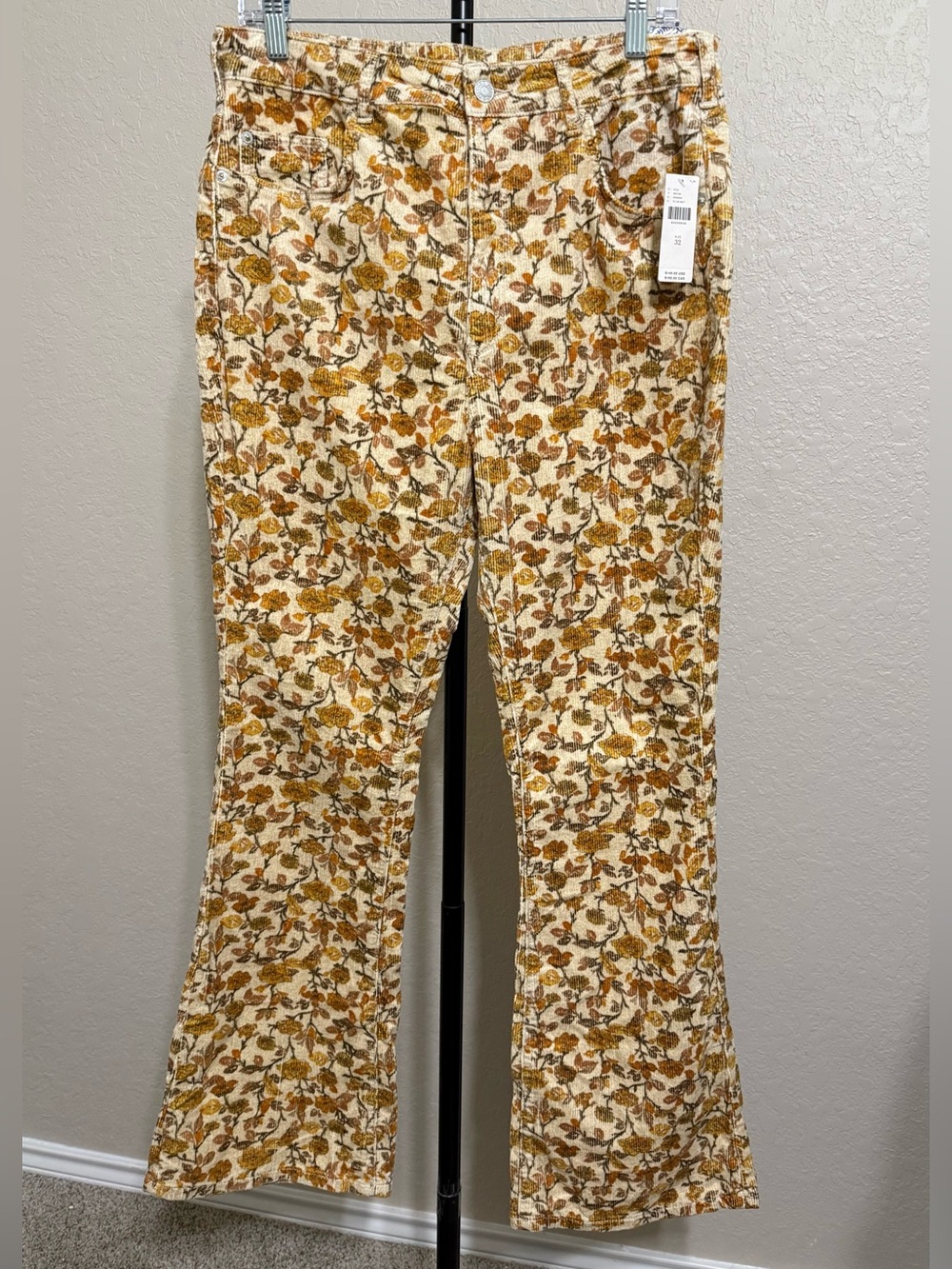 Pilcro The Icon Floral Corduroy Flare Pants Size 32 NWT Anthropologie $140 - Picture 2 of 15